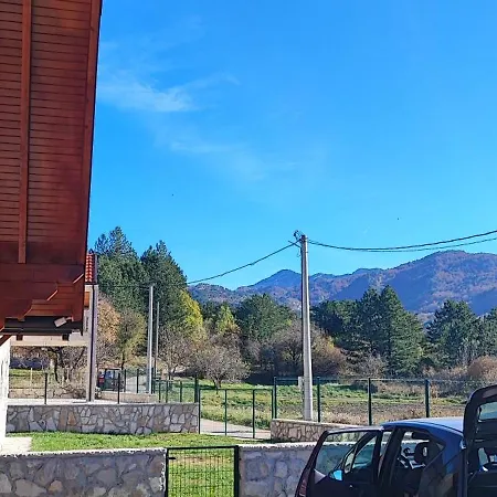 Nyaraló Vila Jeftic *